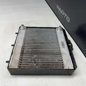 17112284604 Bmw 15-20 F80 F82 M2 M3 M4 S55 Right Passenger Auxiliary Coolant Radiator Oem