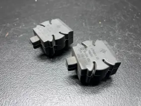 Bmw 1711755348004 2007 2008 2009 2010 2011-2013 X5 Set Of 2 Radiator Holder Oem Bmw 1711755348004 2007 2008 2009 2010 2011-2013 X5 Set Of 2 Radiator Holder Oem