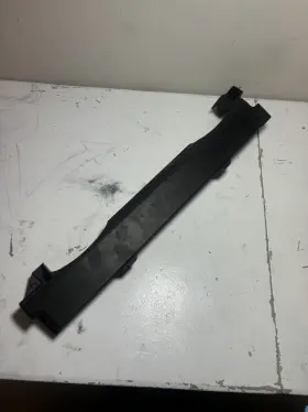 17117576271 Bmw 2010-2013 X5 - Radiator Bracket / Cover Upper 7576271