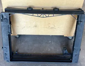 17117599666 Bmw 2010-2012 750i 760i F01 F02 Radiator Bracket / Core Support 7599666