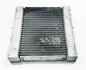 17117806190 Bmw 2011-2016 535i 535xi F10 Engine Auxiliary Water Coolant Radiator Oem