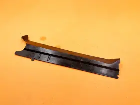 17118632120 Bmw 20-24 840 850 F92 G16 Front Right Side Radiator Support Bracket Cover Oem