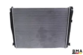 17118747893 Bmw Damaged M3 M4 G80 G82 G83 Front Engine Cooling Radiator 2021 - 2024 Oem