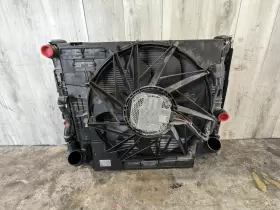 17427560877 Bmw 11-16 Oem F25 X3 F26 X4 N55 Radiator With Cooling Fan Shroud 600w Assembly