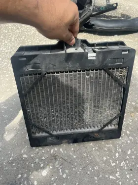 2284604 Bmw 15-20 F80 F82 F83 M3 M4 Right Passenger Secondary Auxiliary Coolant Radiator