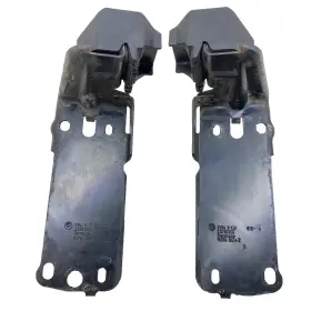 23781010 Bmw 2007 - 2011 335i E90 Radiator Support Mount Bracket Set Oem
