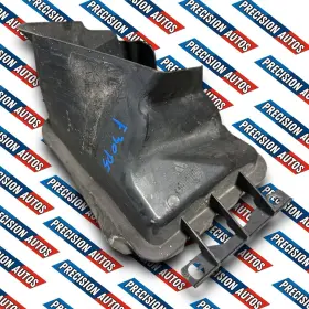 51747255420 Bmw 2016-2018 330e F30 Radiator Right Side Air Inlet Duct Deflector Support Oem