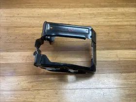 7357183 Bmw 2016 - 2024 M5 F90 Front Left Bumper Radiator Support Bracket Oem
