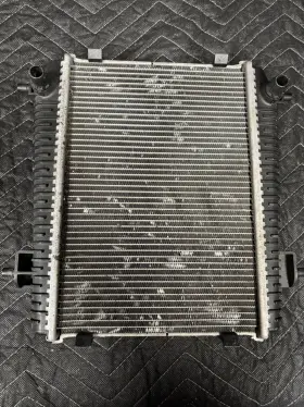 8095285 Bmw 2021-2023 M3 M4 Auxilary Cooler Factory Oem