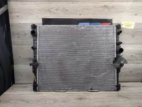 8743667 Bmw 16-19 Oem G11 G12 G30 750 M550ix Coolant Radiator N63r