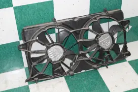 23123633 Cadillac 2015 Escalade 6.2l 8 Speed Dual Electric Engine Cooling Motor Fan Assembly Oem
