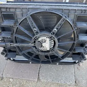 20979405 Chevrolet 2014-2019 Chevy Corvette C7 Oem Radiator Cooling Assembly With Shroud