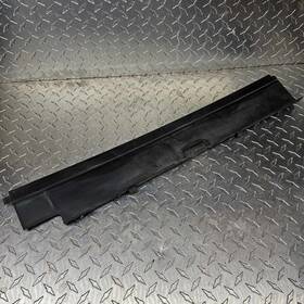 Chevrolet 25837247 2011 Chevy Malibu Front Radiator Cover Seal Upper Baffle Retainer Oem