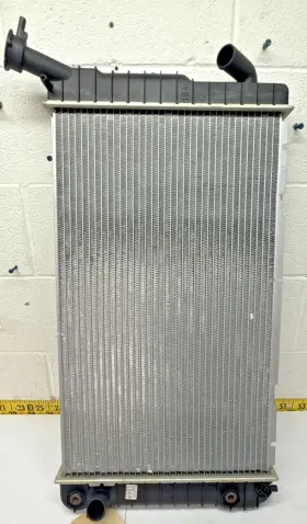 52454713 Chevrolet 52451591 New Oem Gm 1987-1989 Beretta Corsica 2.ol 4cy Radiator Wr