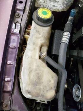 Chevrolet 671.gm1g95 Cavalier 1995 Coolant Reservoir 1159248