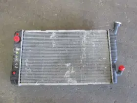 675-02136b Chevrolet Radiator 3.1l Auto Trans Fits 90-91 Beretta 344861
