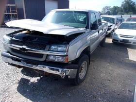 Chevrolet Truck 673.gm8n04 Silvrdo25 2004 Radiator Shroud 327936