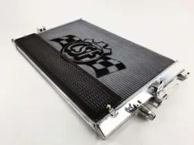 W205 Csf 8088 Front Mount Heat Exchanger With Rock Guard For 2015 Mercedes C63 Amg