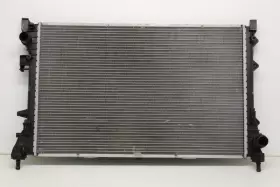 55111352aa Fiat 500 Radiator Rad Abarth Genuine Oem 2012-2018