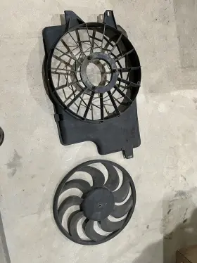 F5zh-8146-aa Ford 1994-1995 Mustang Gt Radiator Fan Shroud And Blade No Motor