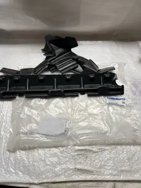 Fb5z-8326-d Ford New Oem Radiator Core Support Air Deflector Fb5z8326d Explorer Police 16-19