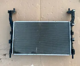 Fr338005dj Ford 2015 - 2023 Mustang 2.3l Engine Cooling Radiator Oem