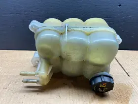 L1m3-8a080-ad Ford 2020-2023 Explorer Radiator Coolant Recovery Bootle Tank D2016 Dg1 Oem