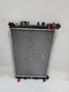 6m6z8005a Ford Truck 2005-2009 Escape Hybrid Engine Radiator 05-09