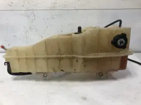 A05-25263-00 Freightliner 2008-2020 Cascadia Radiator Overflow Bottle - Used P/n A052526300