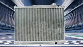 Zsdv65465 Fsmotoracing For Nissan Navara D22 3.0l 01-06/3.3l V6 Petrol Td 1997-06 Alu Radiator Mt