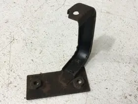 1969-e76 General Motors 3952977 Corvette Radiator Upper Support Left Bracket Lh