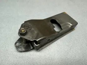 22660577 General Motors Oem Radiator Support Steel Bracket Lower Driver Side Lh For Chevy Pontiac Saturn