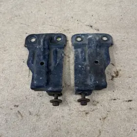 14021395 Gm 81-91 Chevrolet Gmc Squarebody Radiator Mount Brackets Upper Support Small Block 14021395 Gm 81-91 Chevrolet Gmc Squarebody Radiator Mount Brackets Upper Support Small Block