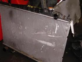 675-59187a Infiniti 97 98 Q45 Radiator Automatic From December 1996 4.1 Liter 8 Cylinder