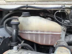 1652-sc International Radiator Overflow Bottle - Used