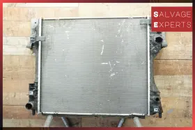 C2d26542 Jaguar 2010-2015 X250 Xf Engine Motor Cooling Radiator Assembly Oem