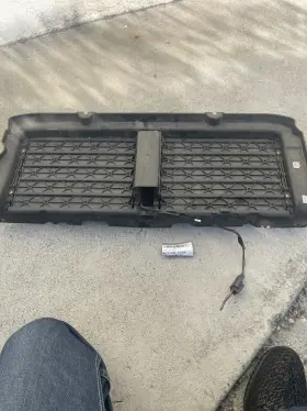 Gx738475a Jaguar Xe Radiator Air Duct Grille Grill Shutter And Motor Oem 2017 - 2019