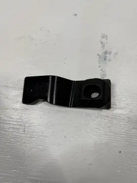 Gx738k336ad Jaguar 2016-2022 Xe Xf X260 Right Upper Radiator Bracket
