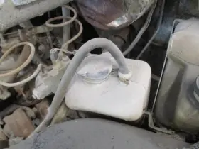 671.am8188 Jeep Wrangler 1988 Coolant Reservoir 1674942
