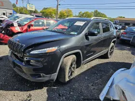 68284108aa Jeep Used Radiator Fits 2014 Cherokee 2.4l Dual Fan Grade A