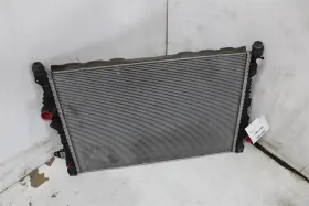 J9c7323 Land Rover Used Radiator Fits 2018 Evoque Main Grade A