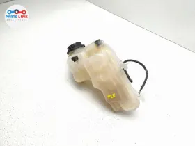 Lr081667 Land Rover 2017-23 Discovery Engine Coolant Reservoir Bottle Overflow Tank L462