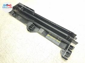 Land Rover M8e28a290 2023-25 Range Sport Front Right Radiator Bracket Trim Shield Support L461