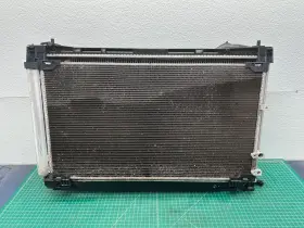 16400-31870 Lexus 14-15 Is250 - Engine Cooling Radiator / A/c Condenser Fan Motor Assy Oem
