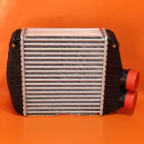 670109550 Maserati Ghibli Intercooler Left 2014 2015 2016 2017 2018 2019 2020