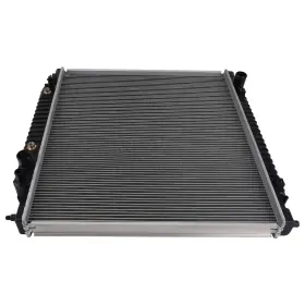 Q2y8g7 Maxpeedingrods Radiator For Ford F-250 1999-2004 6.8l/7.3l 2171 Down Flow Aluminum Plastic