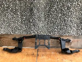 14749736 Mercedes-benz 2016 To 2020 Metris Radiator Support Base Model