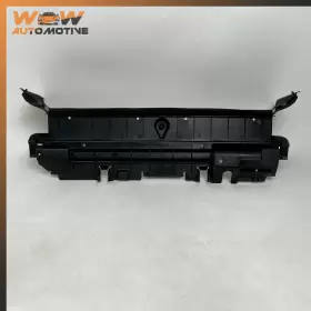 1725050330 Mercedes-benz 12-16 R172 Slk350 Radiator Support Lower Air Duct Baffle Oem