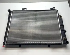 2026006703 Mercedes-benz 98-03 W208 Clk320 Engine Cooling Radiator Oem