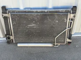 2035000954 Mercedes-benz 2005 - 2009 W209 Clk350 Clk500 C240 Radiator Ac A/c Condenser Assembly